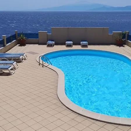 嘉尔德尼亚酒店 拉扎罗