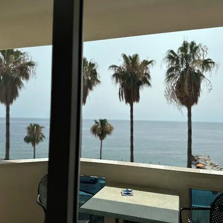 嘉尔德尼亚酒店 酒店 拉扎罗