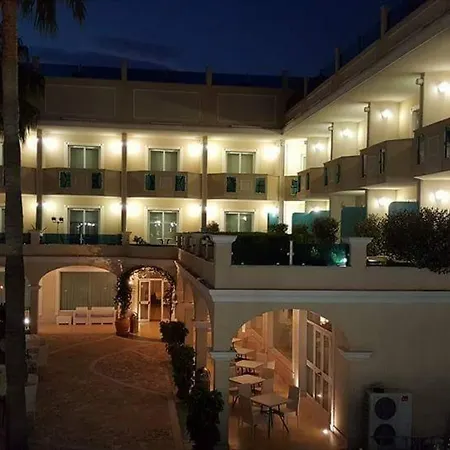 호텔 Gardenia 라차로