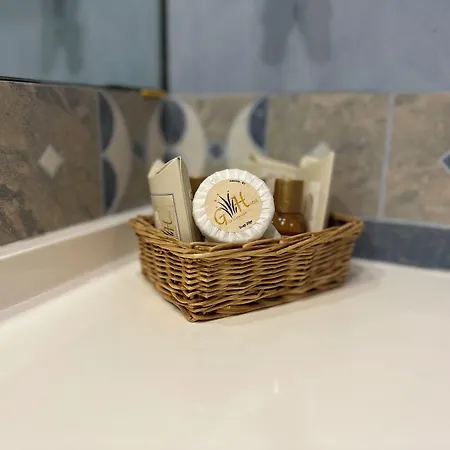 嘉尔德尼亚酒店 拉扎罗