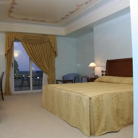 嘉尔德尼亚酒店 酒店 拉扎罗